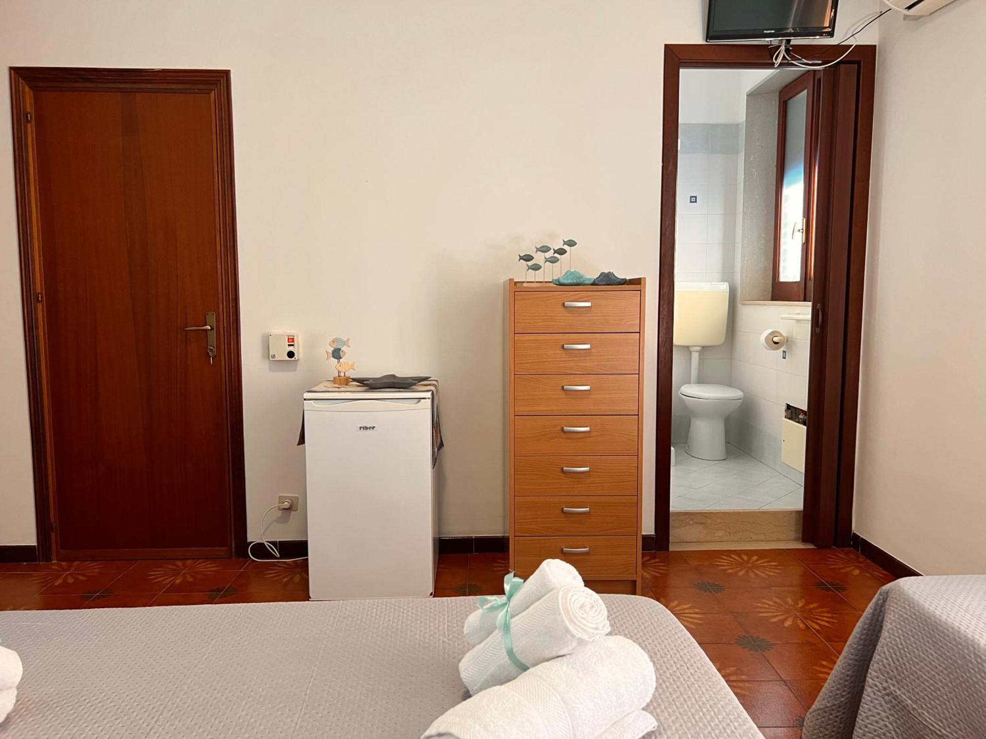 Celeste Rooms Сан-Віто-Ло-Капо Екстер'єр фото