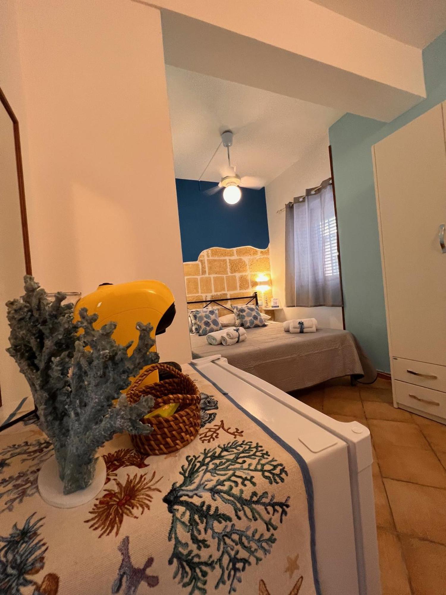 Celeste Rooms Сан-Віто-Ло-Капо Екстер'єр фото
